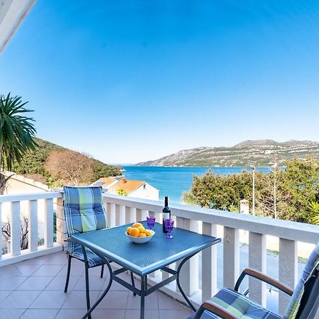 Apartments Tri Zala Zrnovo Екстериор снимка