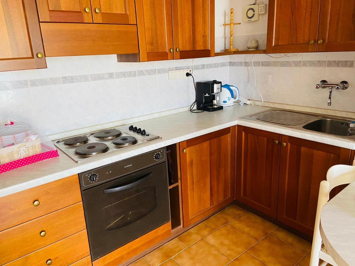 Apartments Tri Zala Zrnovo Екстериор снимка