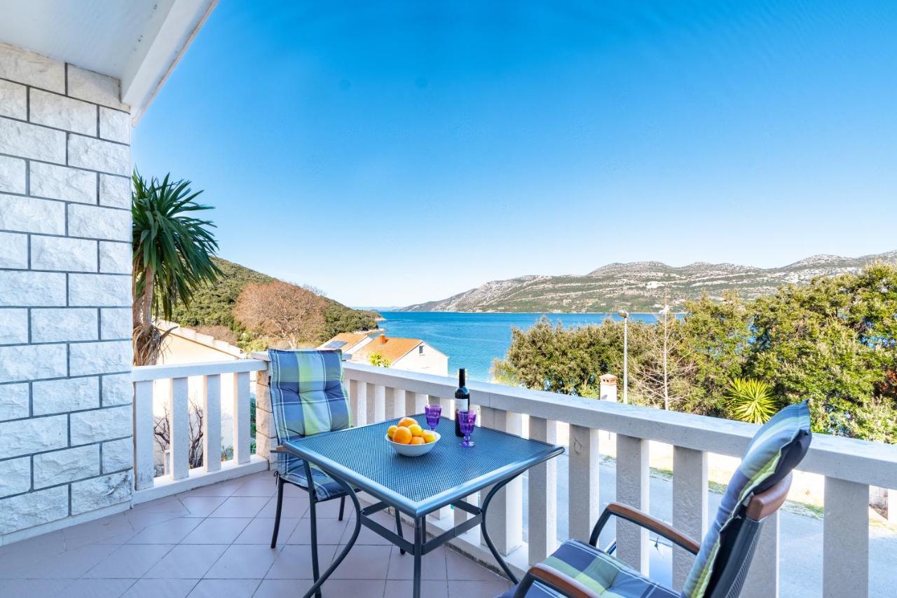 Apartments Tri Zala Zrnovo Екстериор снимка